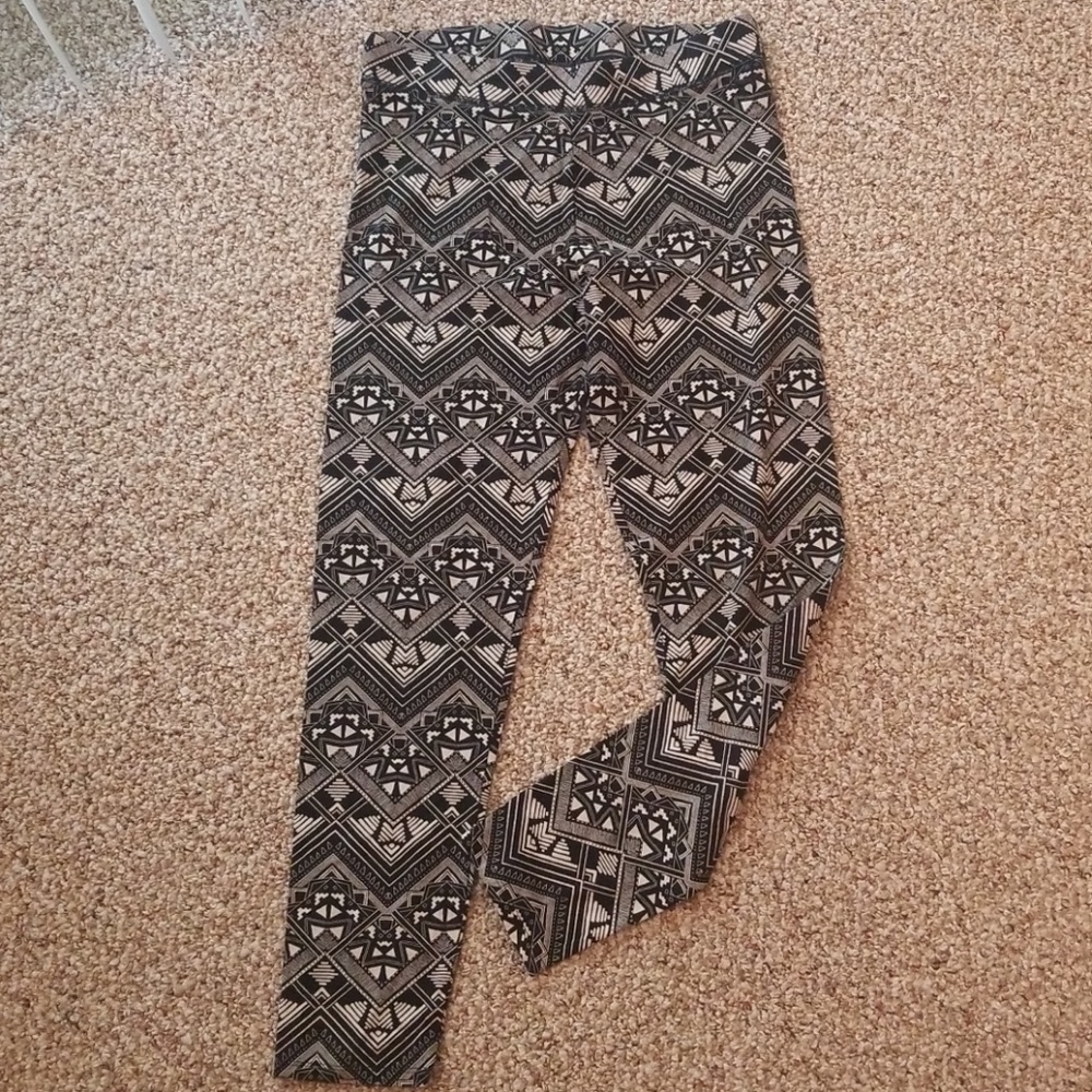 Victoria's Secret Aztec Leggings